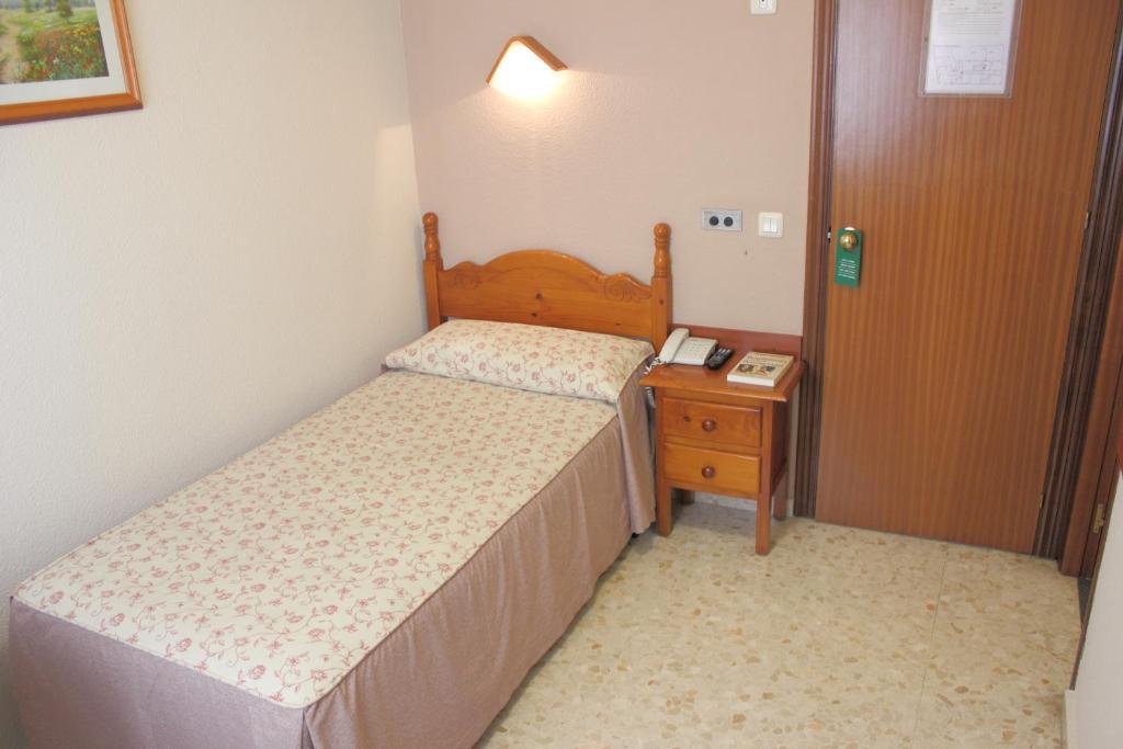 Hotel Abadi Cordoba Room photo